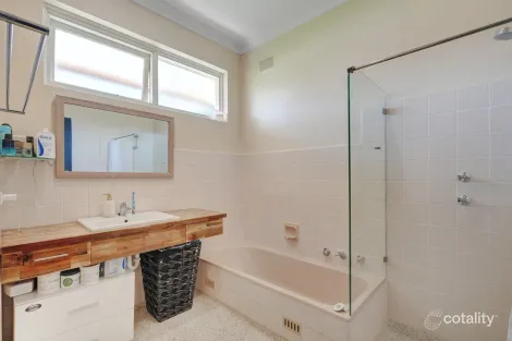 Property photo of 32 Calton Road Gawler East SA 5118