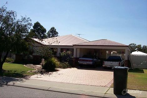 19 Roscommon Cres, Orelia, WA 6167