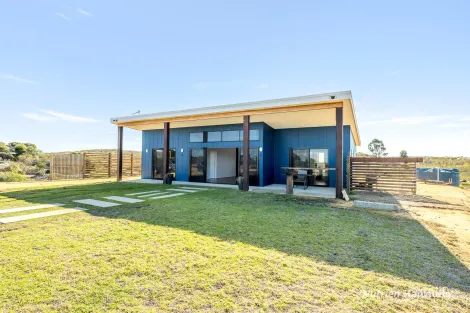 Property photo of 106 The Lookout Karakin WA 6044