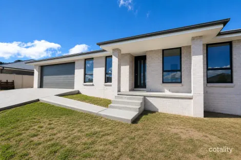 16 Jardine Dr, Eglinton, NSW 2795