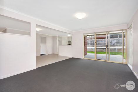 18 Melvyn Cres, Mount Clear, VIC 3350
