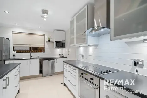 Property photo of 22 Woodbine Loop Tapping WA 6065