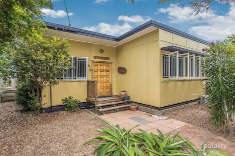 Property photo of 8 Twenty First Avenue Brighton QLD 4017