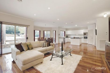 Property photo of 26 Jaserfold Street Balwyn North VIC 3104