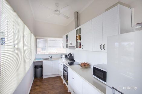 Property photo of 38 Wallaringa Street Surfside NSW 2536