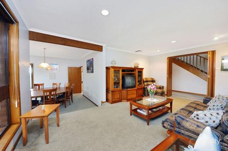 Property photo of 2 Dotterel Place Woronora Heights NSW 2233
