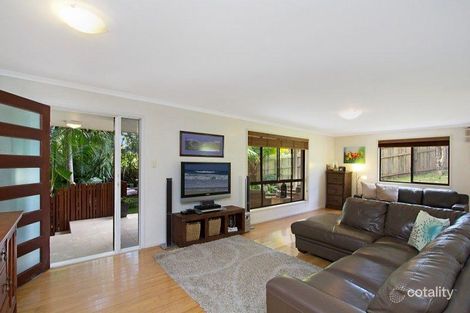 Property photo of 12 Kauri Court Palm Beach QLD 4221
