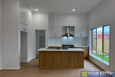 Property photo of 11 Somerset Street Officer VIC 3809