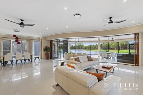 Property photo of 4828 The Parkway Hope Island QLD 4212