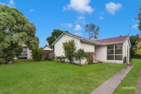 Property photo of 1 Muirhead Crescent Werribee VIC 3030
