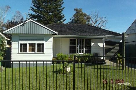 32 Victoria Ave, Toukley, NSW 2263