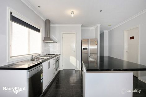 Property photo of 5 Clayton Road Craigieburn VIC 3064