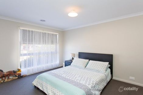 Property photo of 20 Ascot Gardens Drive Delacombe VIC 3356