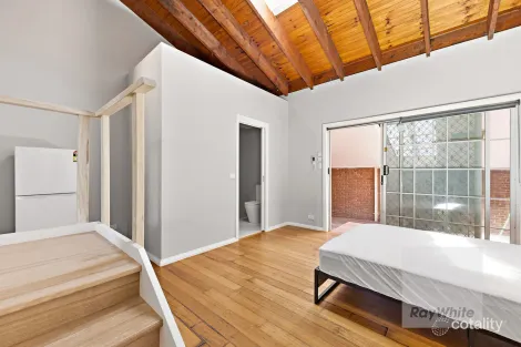 Property photo of 67 Veronica Crescent Mill Park VIC 3082