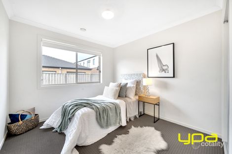 Property photo of 74 Quarters Boulevard Cranbourne West VIC 3977