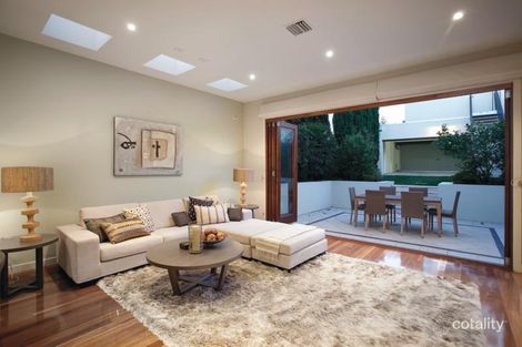 Property photo of 1/516 Tooronga Road Hawthorn East VIC 3123