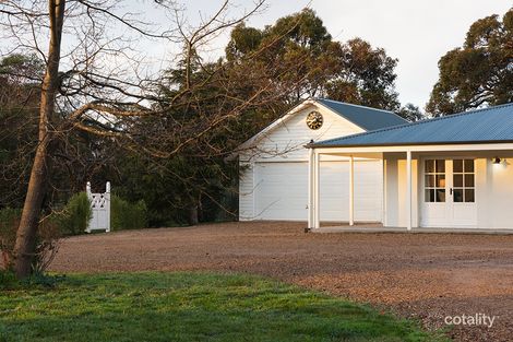 Property photo of 111 Mount Macedon Road Macedon VIC 3440