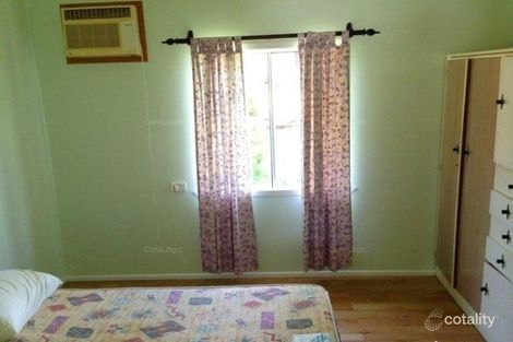Property photo of 28 Sarina Beach Road Sarina Beach QLD 4737