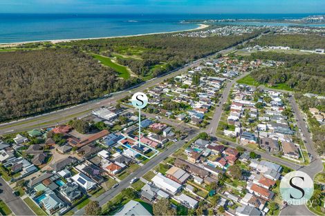 Property photo of 30 Ashley Street Marks Point NSW 2280