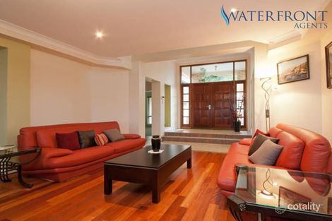Property photo of 24 Sunbird Chase Parrearra QLD 4575