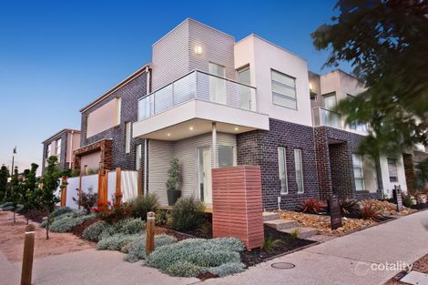 Property photo of 30 Warner Way Caroline Springs VIC 3023