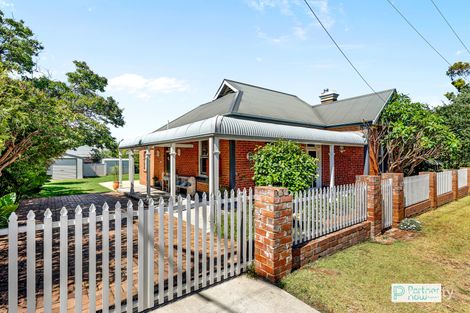 8 Adam St, North Tamworth, NSW 2340