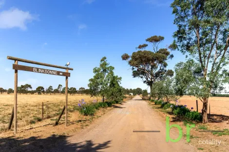 420 Forest Rd N, Lara, VIC 3212