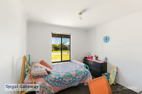 Property photo of 20 Jouissance Bend Atwell WA 6164
