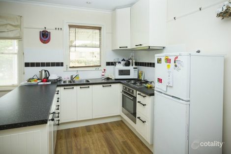 Property photo of 94 McNeilly Road Drouin VIC 3818