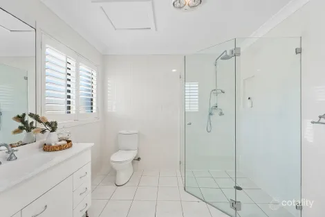 Property photo of 114 Windang Road Primbee NSW 2502