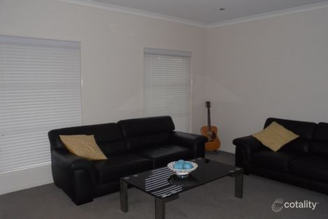Property photo of 55 Lancefield Circuit Eynesbury VIC 3338