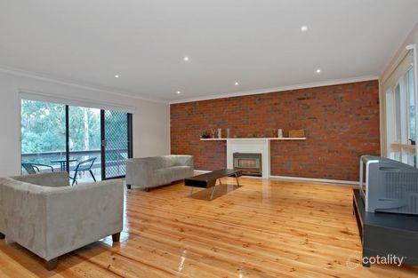 64 Karingal Dr, Eltham North, VIC 3095