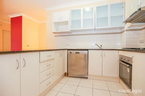 Property photo of 2/8-10 Browne Parade Warwick Farm NSW 2170