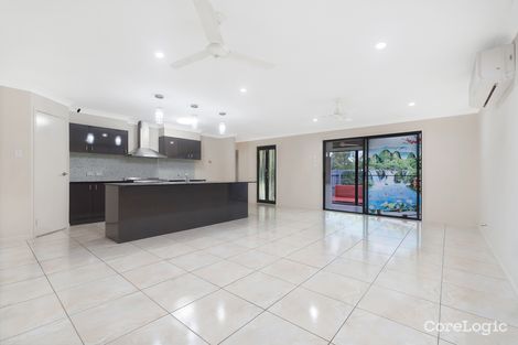 Property photo of 19 Dinnigan Crescent Durack QLD 4077
