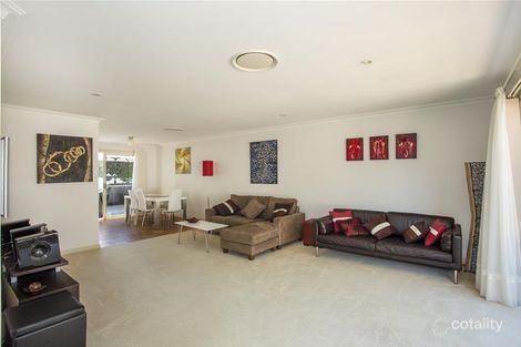 Property photo of 4/6 Edgewood Place Denhams Beach NSW 2536
