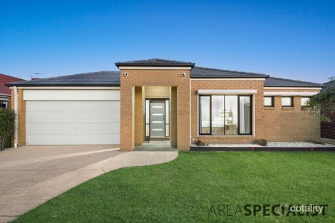 Property photo of 4 Dryandra Place Cranbourne VIC 3977