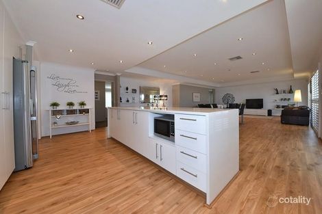 Property photo of 122 Ashley Road Tapping WA 6065