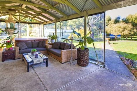 Property photo of 8 Elizabeth Road Creswick VIC 3363