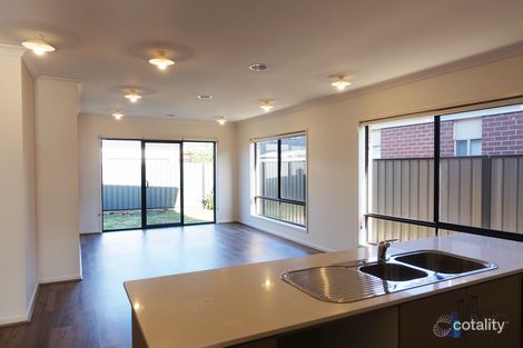 Property photo of 14 Barnsley Street Truganina VIC 3029