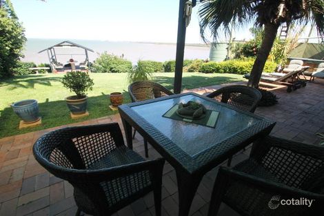 Property photo of 8 The Esplanade Barney Point QLD 4680