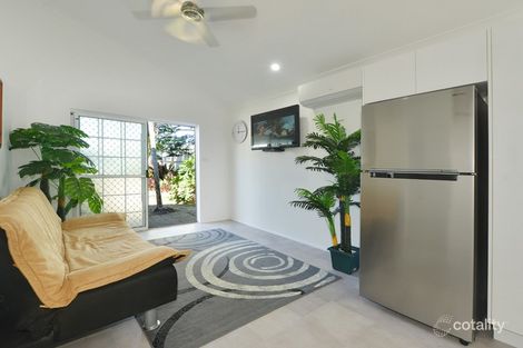 Property photo of 6/485 McCoombe Street Mooroobool QLD 4870