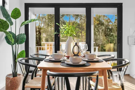 Property photo of 12 Kendall Crescent Norah Head NSW 2263