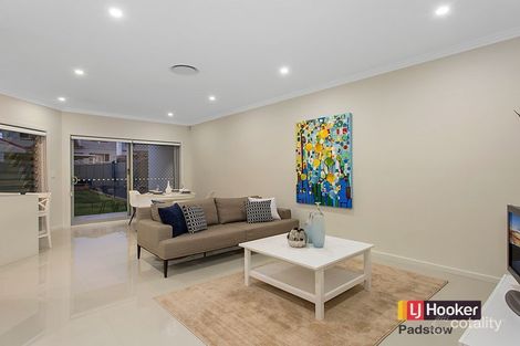 Property photo of 5 Ellesmere Street Panania NSW 2213