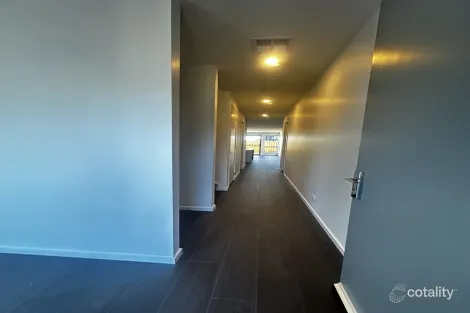 Property photo of 12 Plains Circuit Aintree VIC 3336