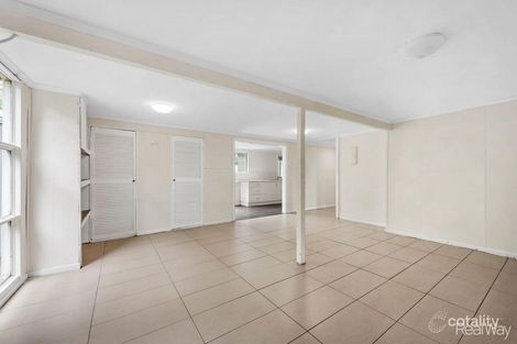 Property photo of 15 Storey Road Kallangur QLD 4503