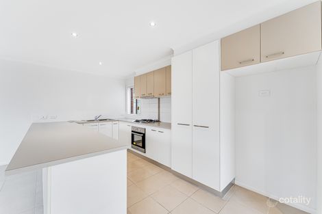 Property photo of 2/205 Hogans Road Hoppers Crossing VIC 3029
