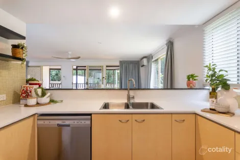 Property photo of 5/47 Newcomen Street Indooroopilly QLD 4068