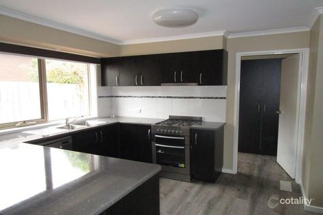 Property photo of 2 Lucy Place Ringwood North VIC 3134