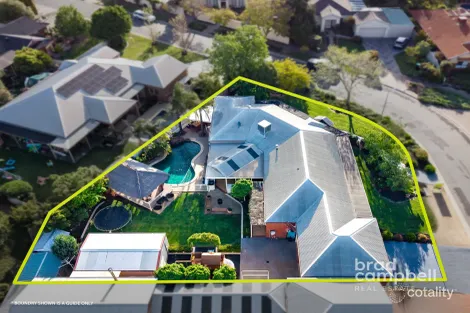 Property photo of 7 Menindee Crescent Kialla VIC 3631