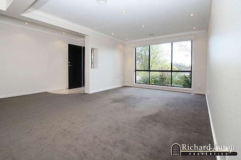 Property photo of 2 Furphy Place Garran ACT 2605